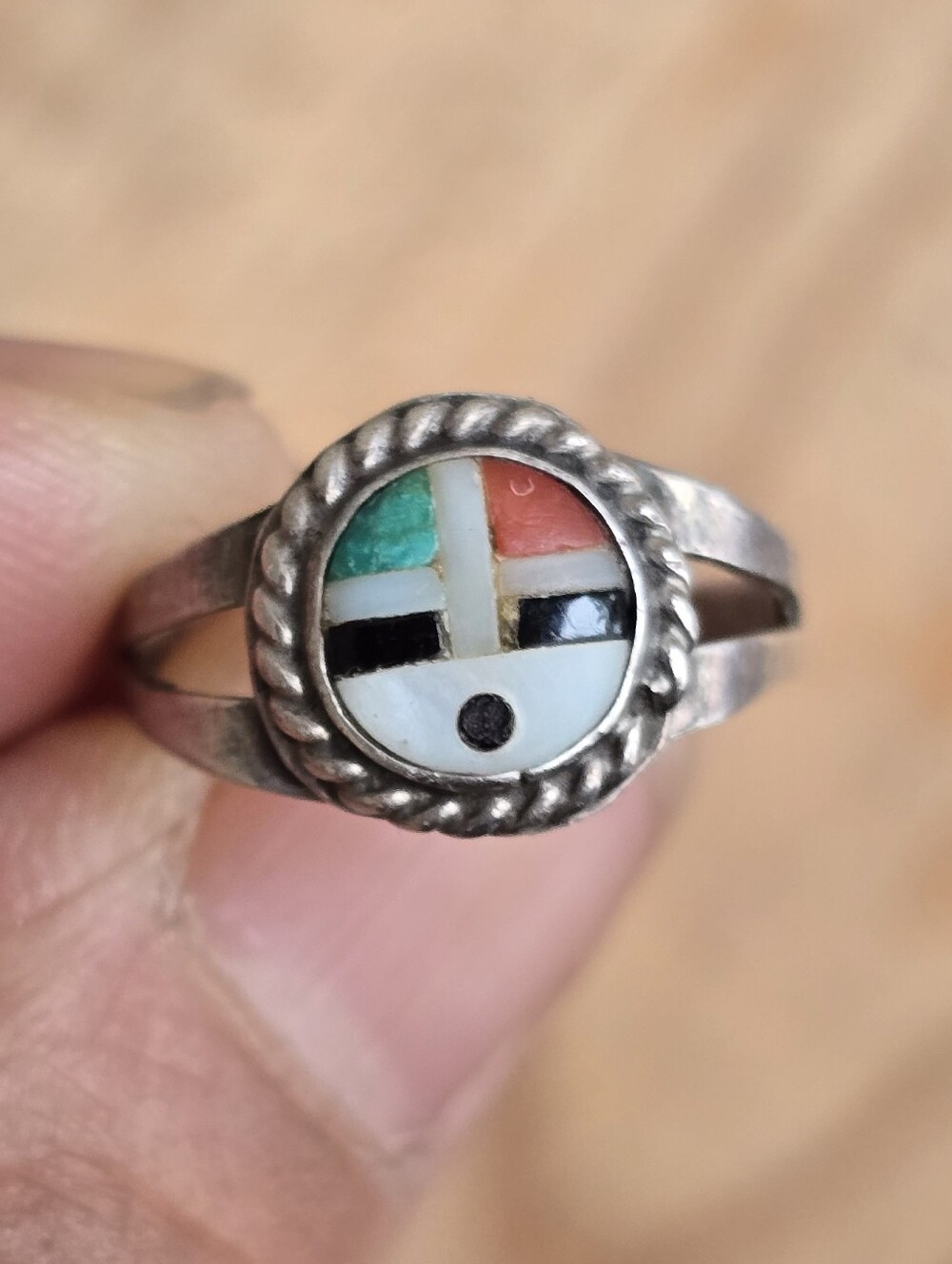 Native American Zuni sun face ring sterling silver gemstones